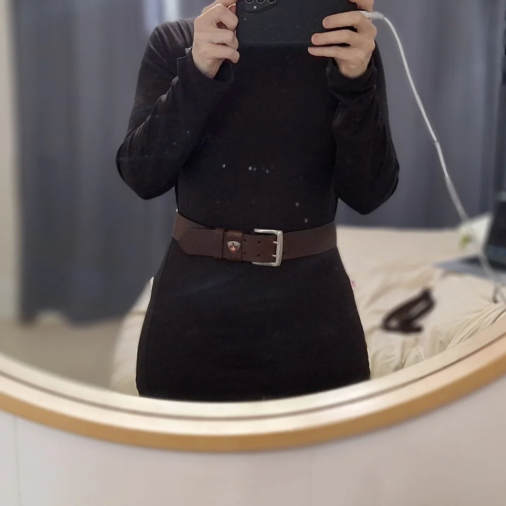 POSTCARD | Enamel Cross Crest, Dark Brown Leather Belt - Picture 4 of 14